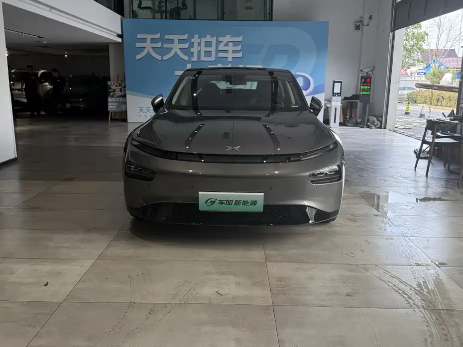 XPENG P7