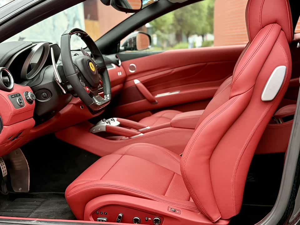 Ferrari FF