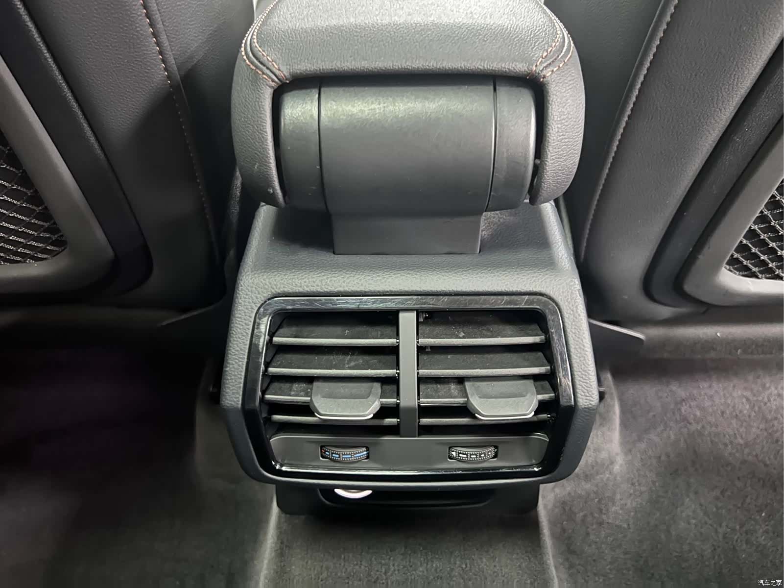 Audi Q3, 2023 12