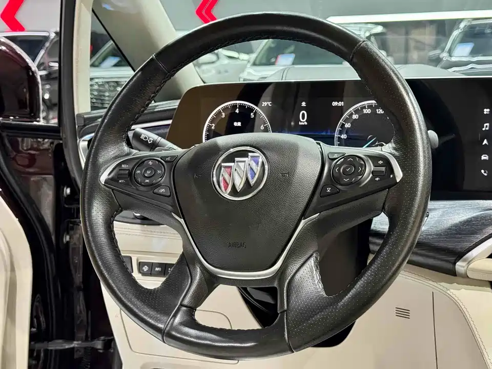 Buick GL8