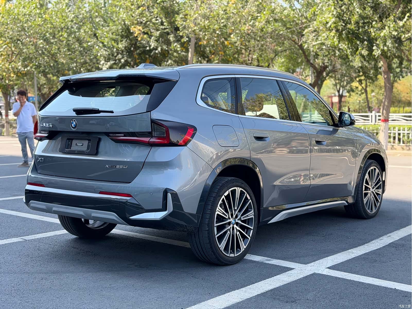 BMW X1, 2023 все фото
