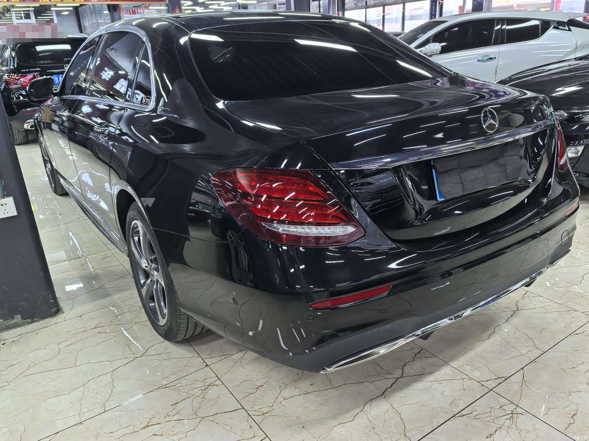 Mercedes-Benz E-Class, 2020 4