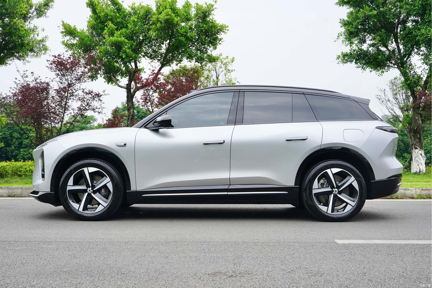 NIO ES6, 2025 3