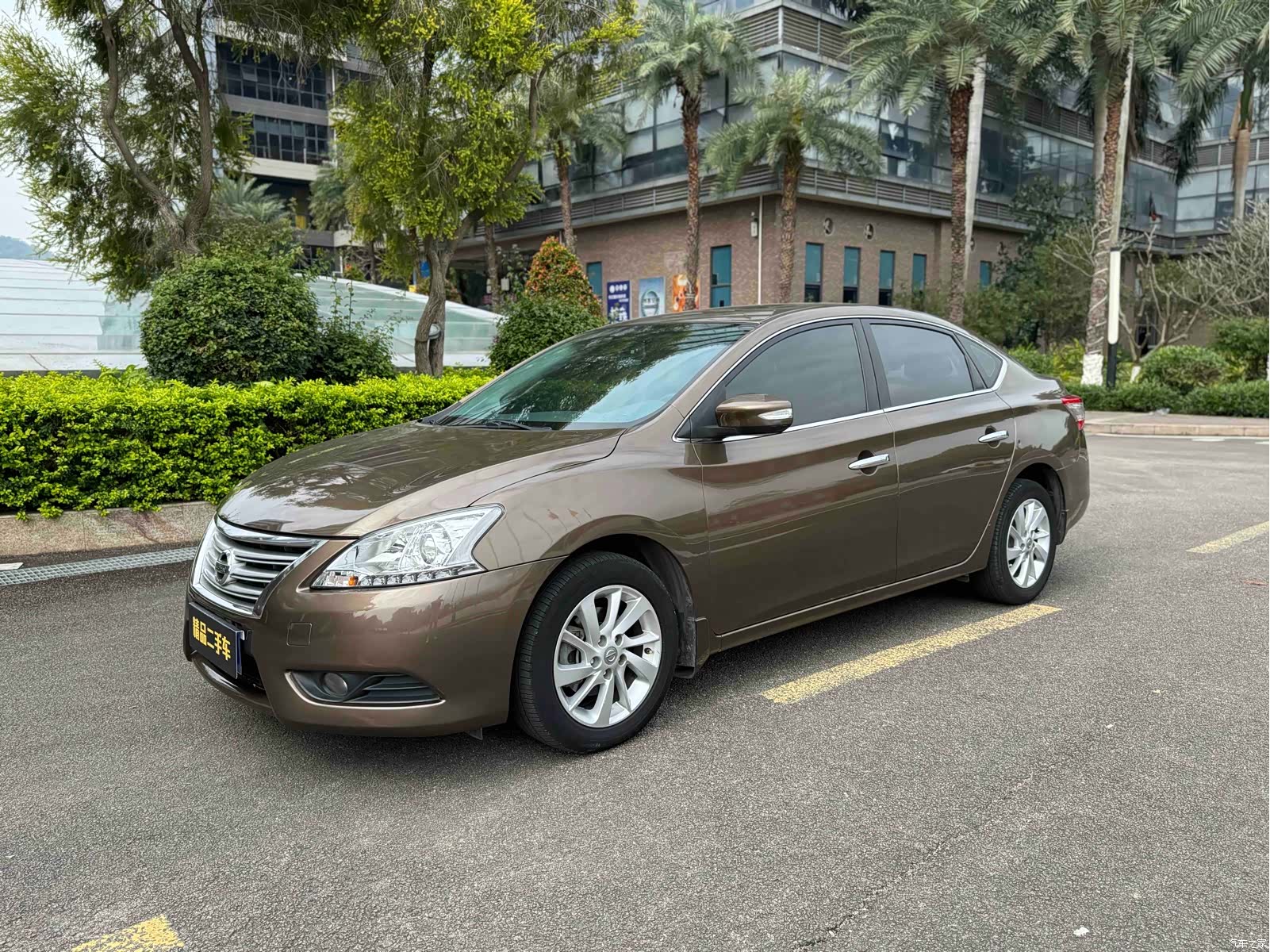 Nissan Sylphy, 2012 1