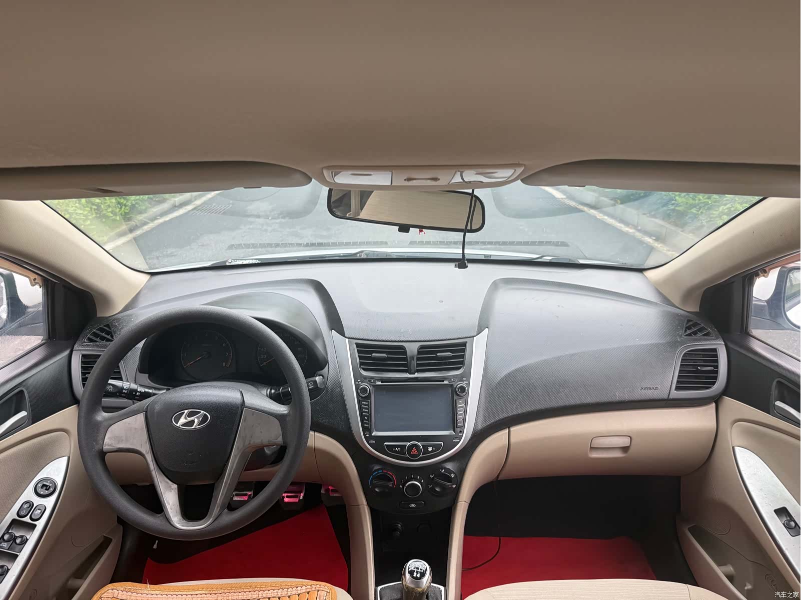 Hyundai GLS, 2014 10