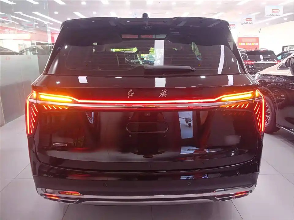Hongqi HS7 PHEV