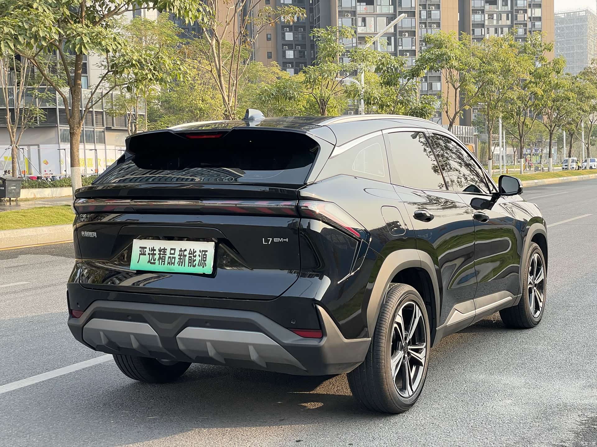 Geely Galaxy L7, 2025 26