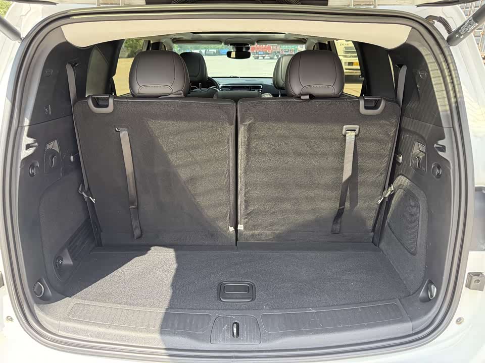 Jeep Grand Commander