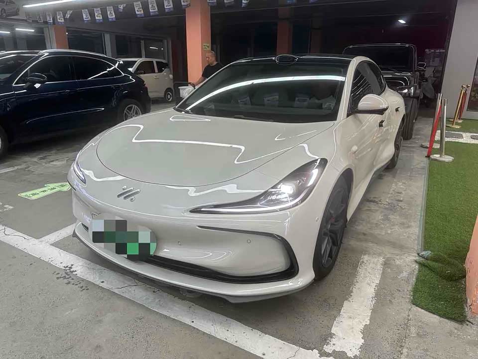 IM Motors Zhiji L6 IM Motors Zhiji L6