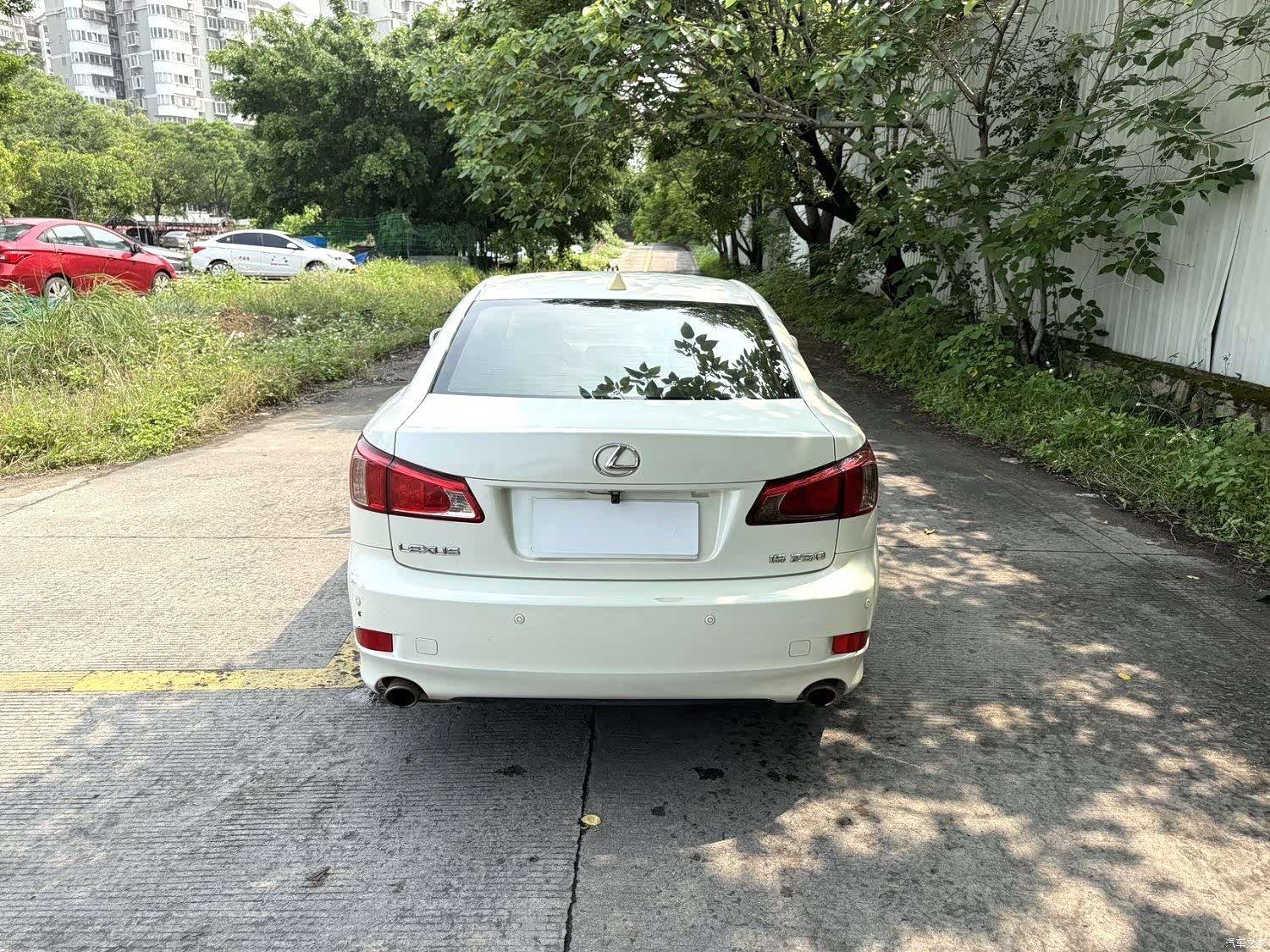 Lexus IS, 2011 13