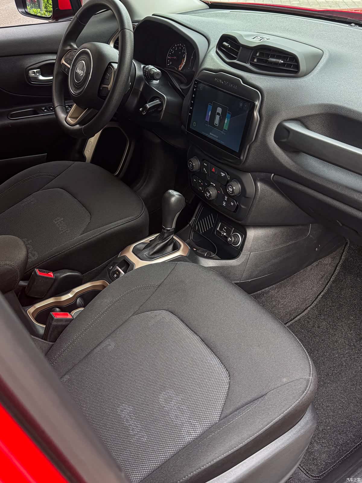 Jeep Renegade, 2019 11