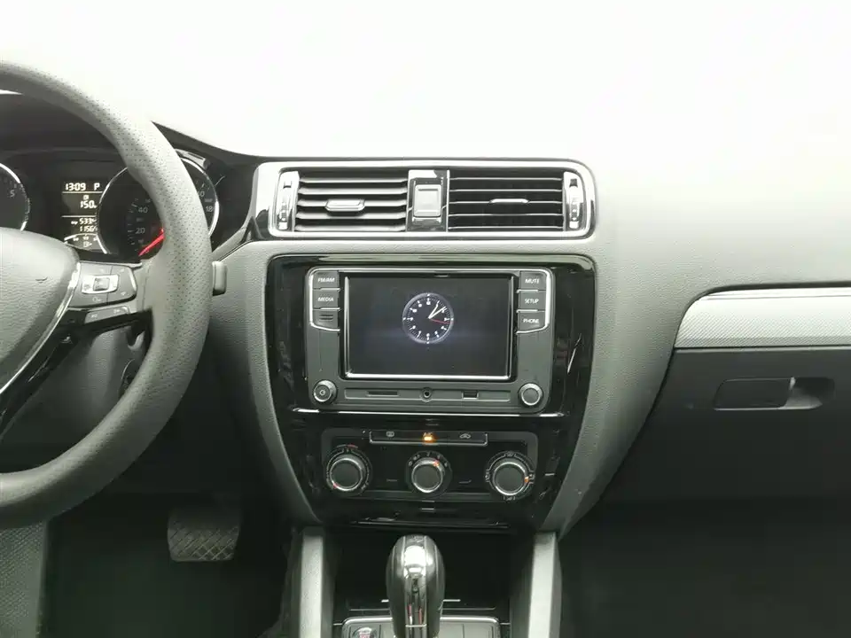 Volkswagen Sagitar Volkswagen Sagitar