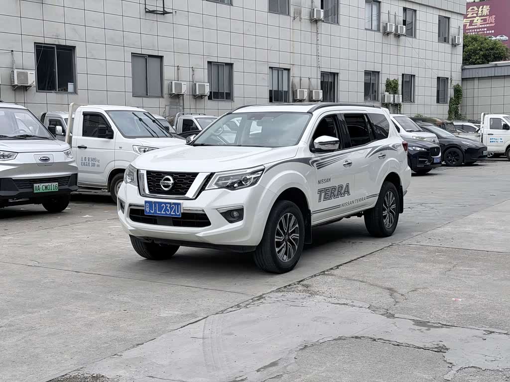 Nissan Terra 2018 2.5L AT Flagship