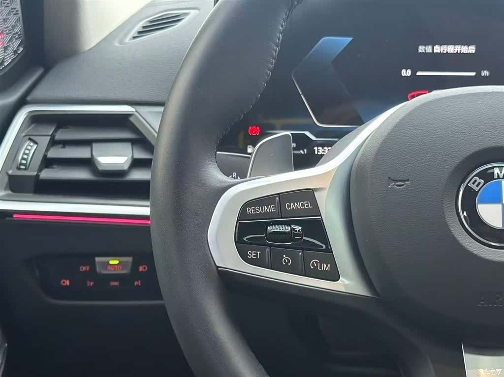 BMW 3 Series, 2024 15