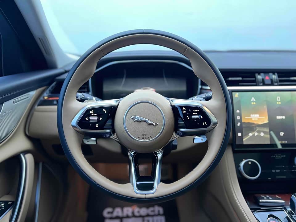 Jaguar XFL
