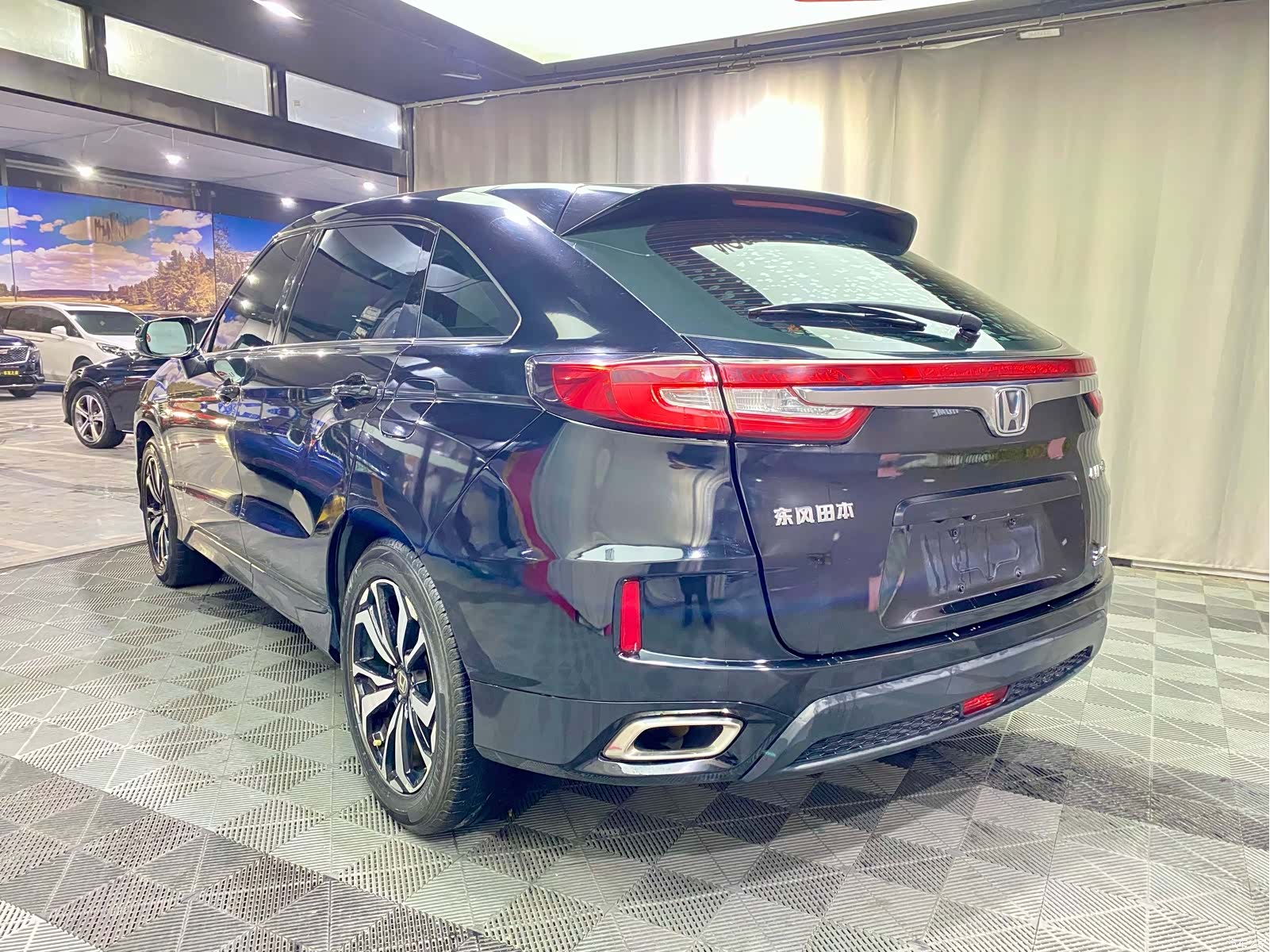 Honda UR-V, 2018 все фото