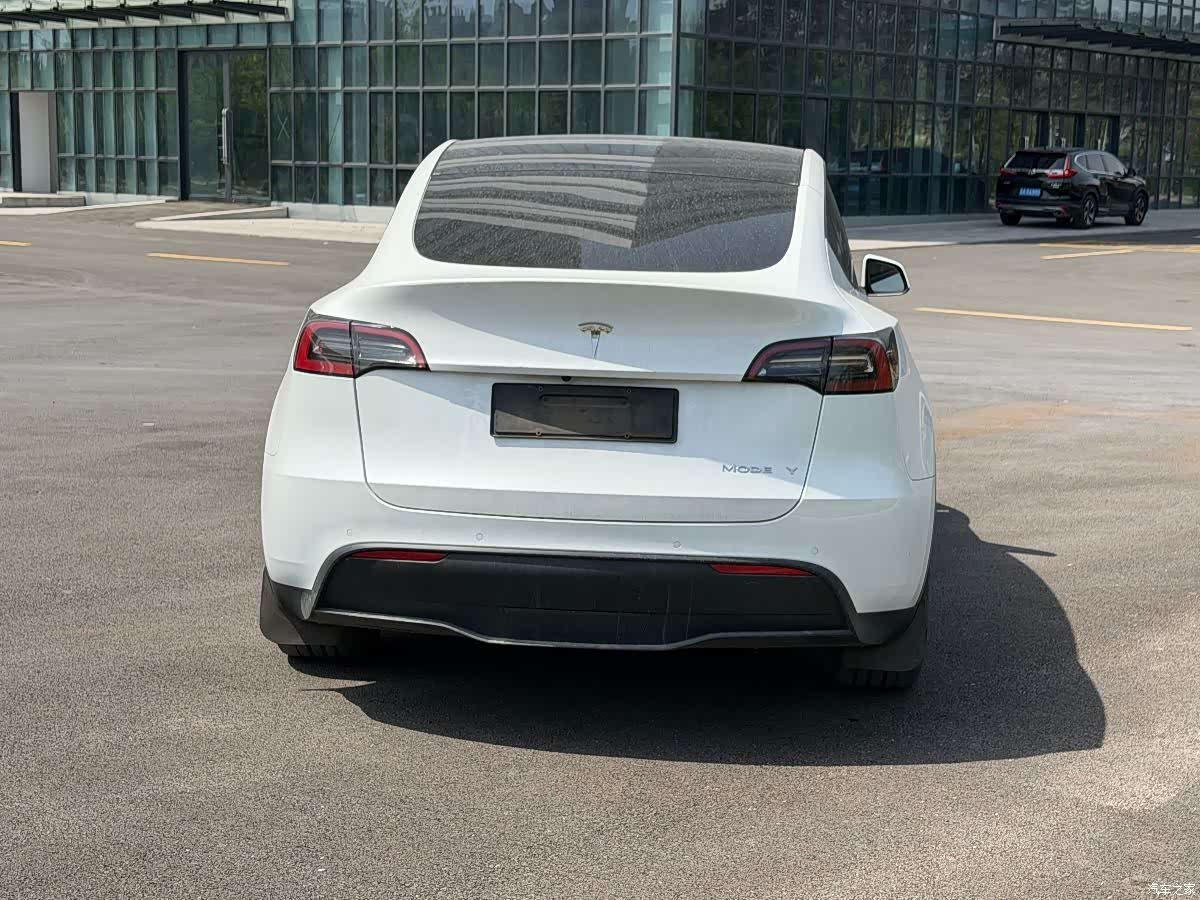 Tesla Model Y, 2022 6
