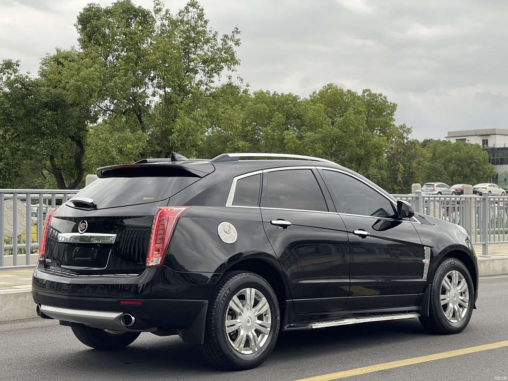 Cadillac SRX, 2012 все фото