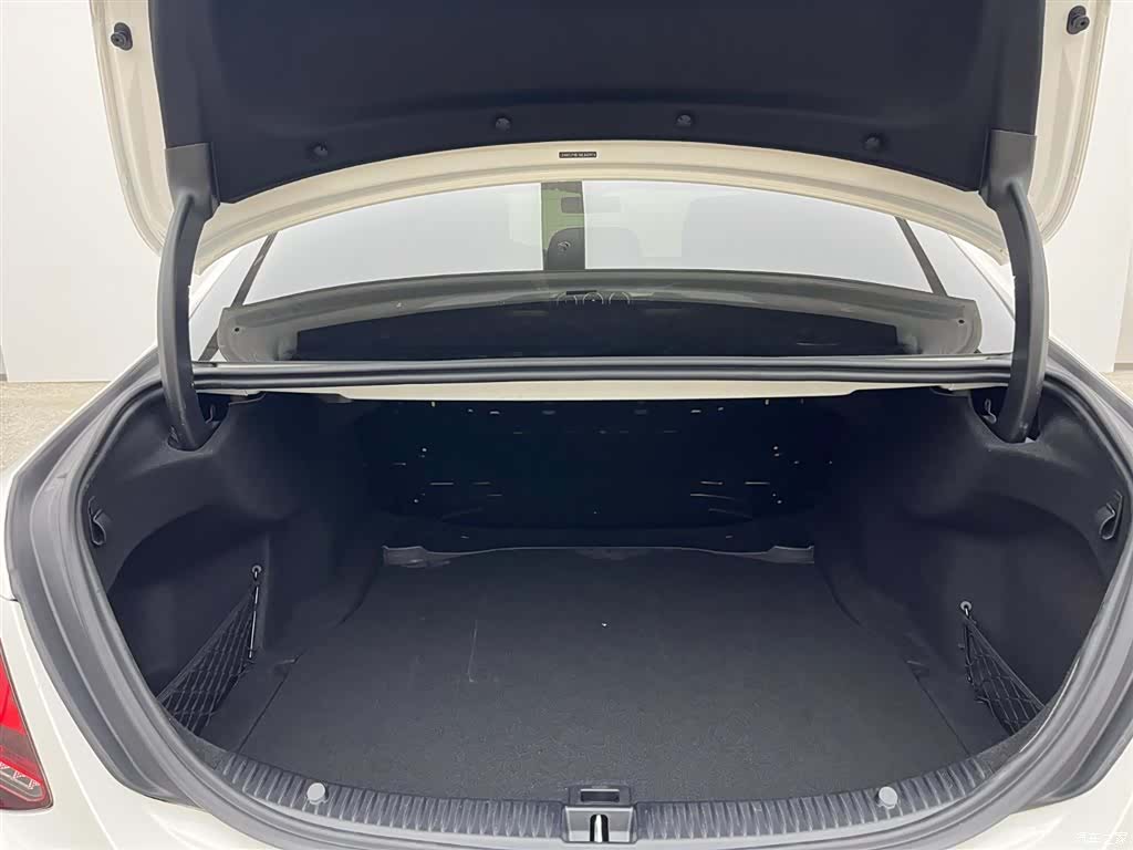 Mercedes-Benz C-Class, 2021 6