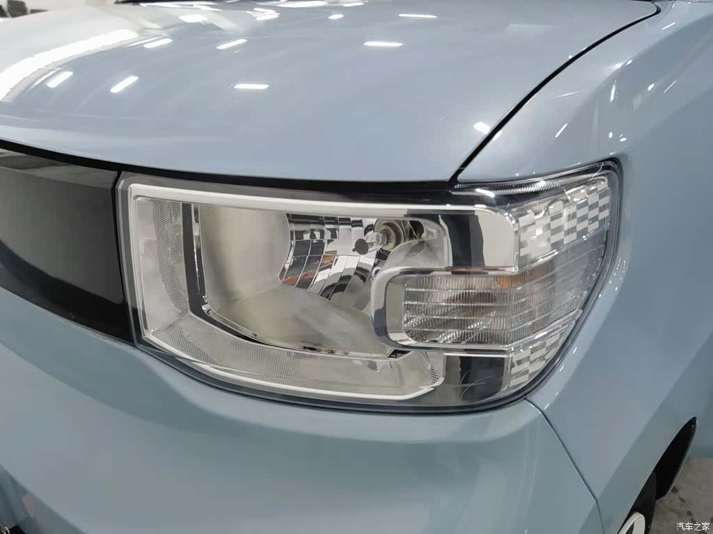Wuling MINIEV, 2023 7