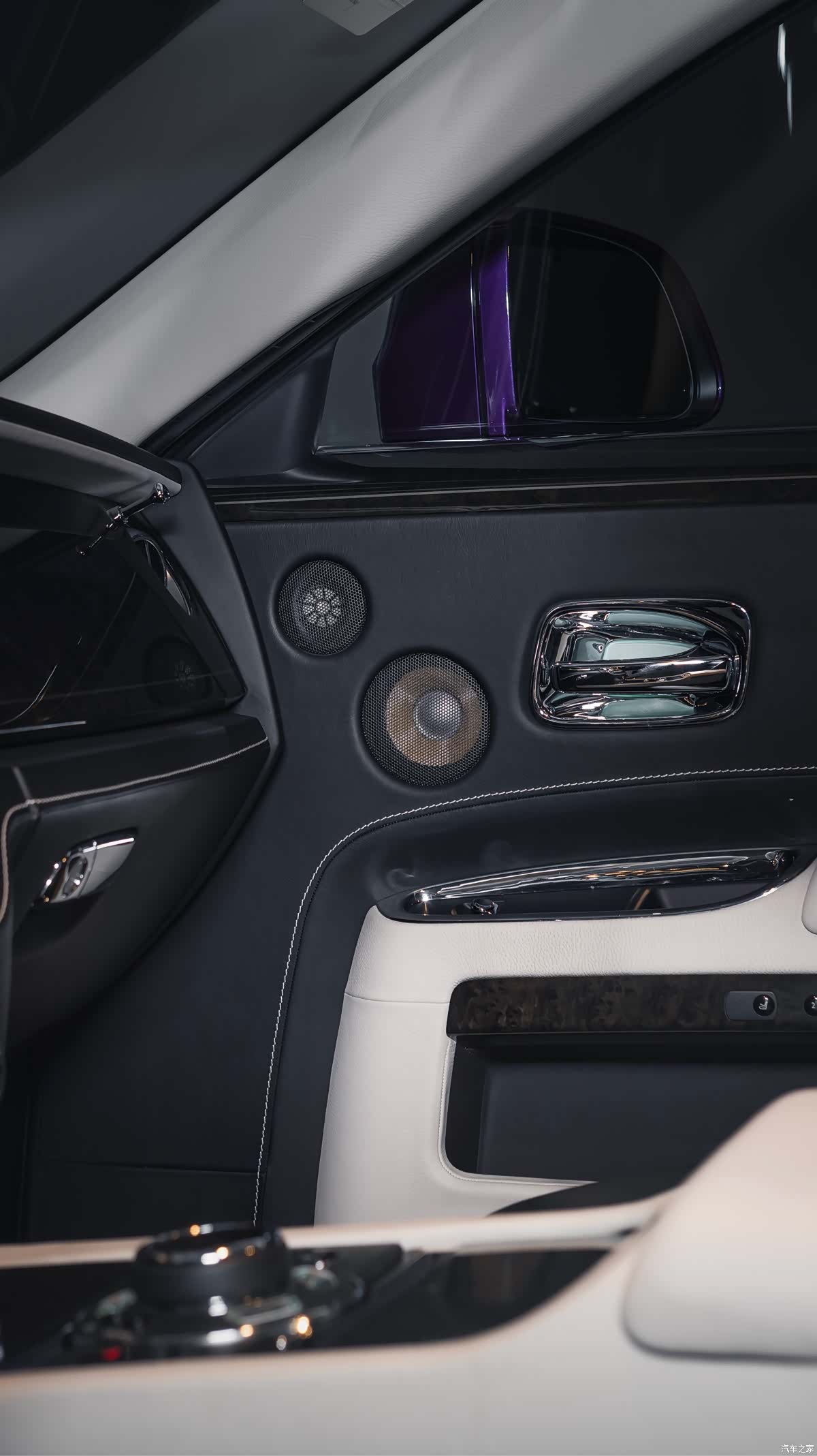 Rolls-Royce Ghost, 2015 22