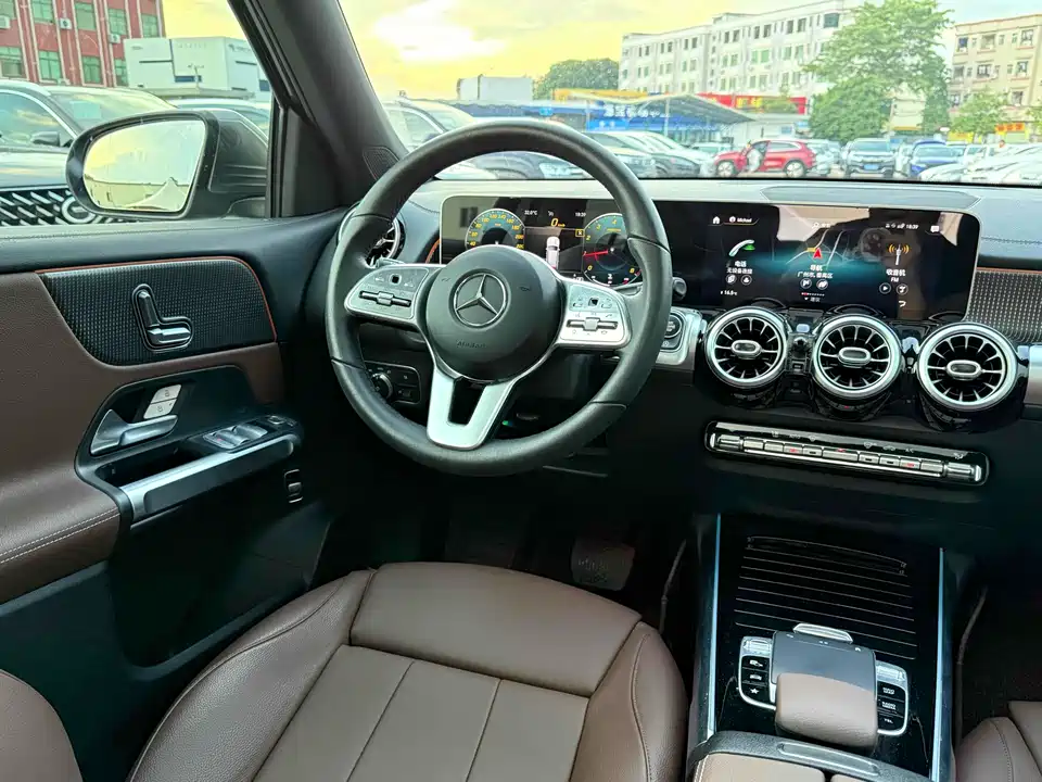 Mercedes-Benz GLB