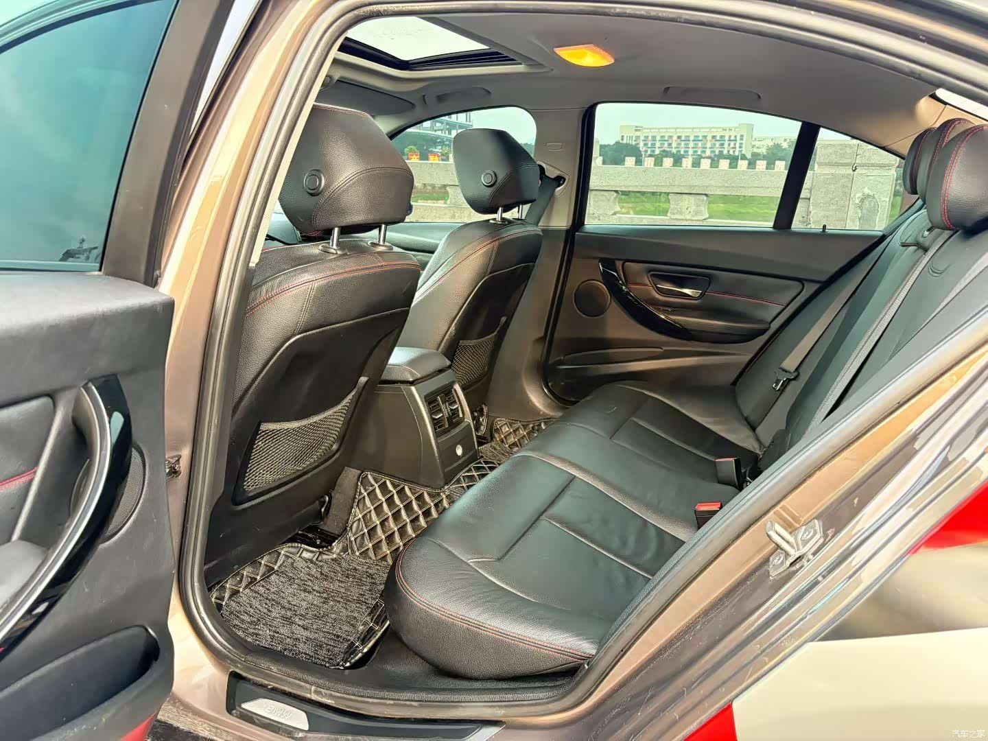 BMW 3 Series, 2013 8