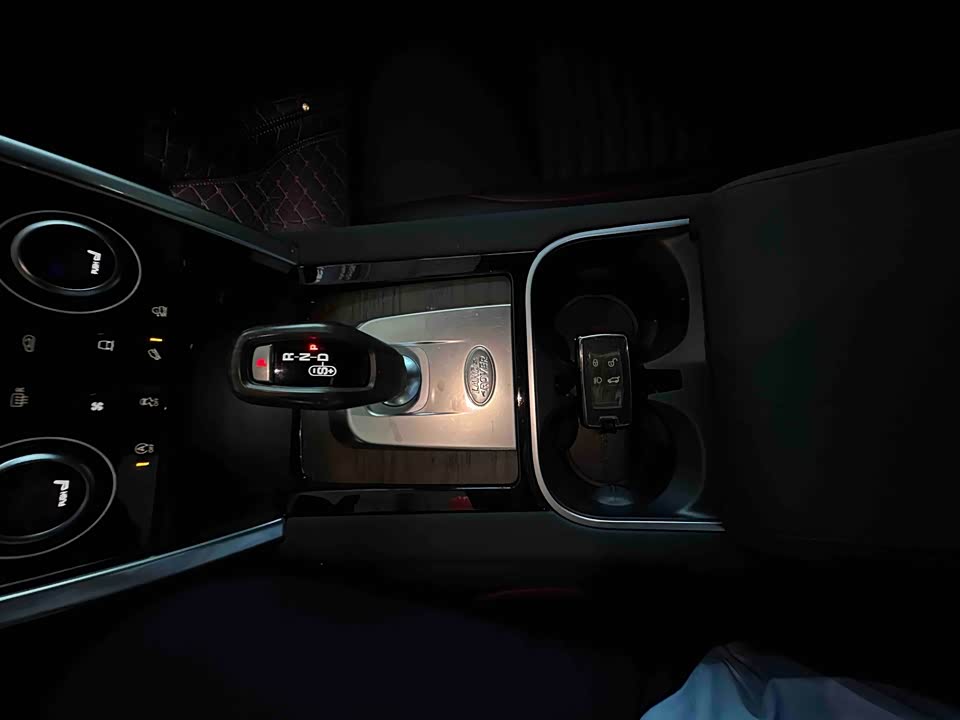 Land Rover Discover sports