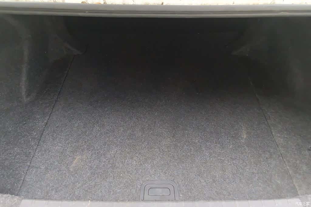 Audi A6L, 2018 4
