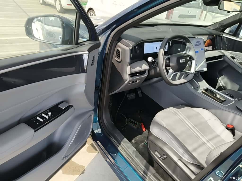 Geely Galaxy L7, 2026 16