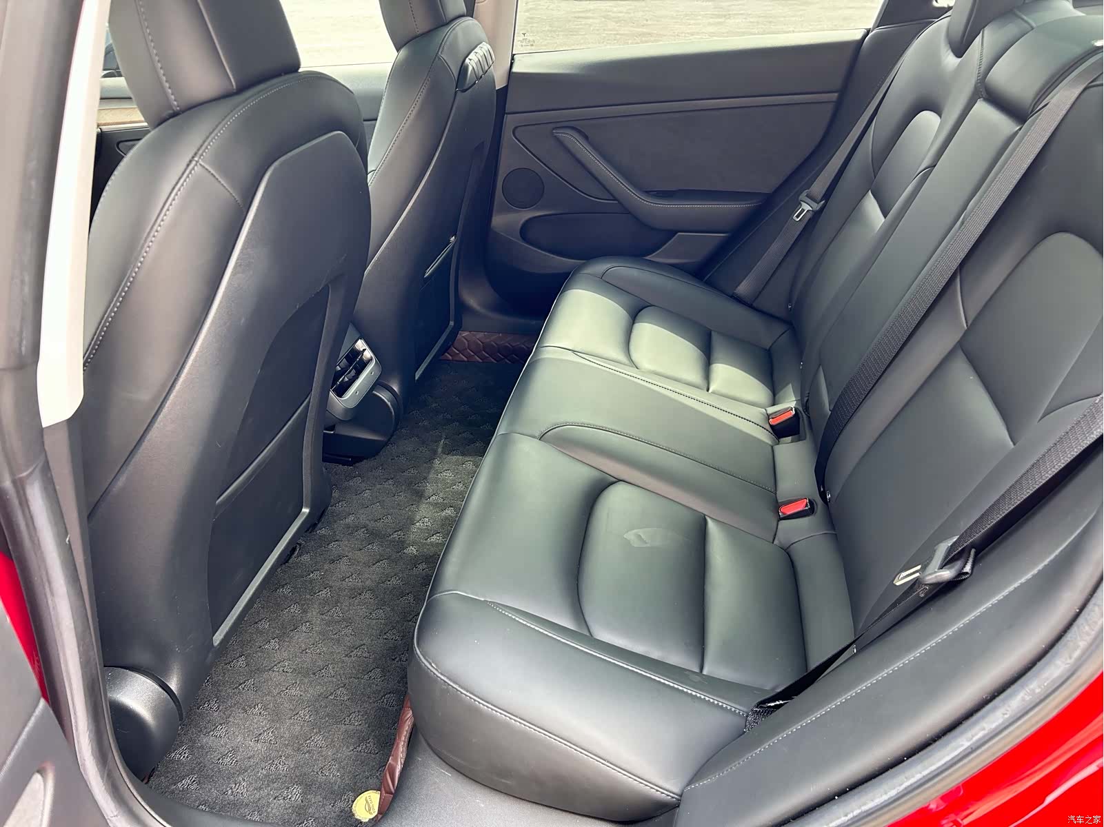 Tesla Model 3, 2021 6