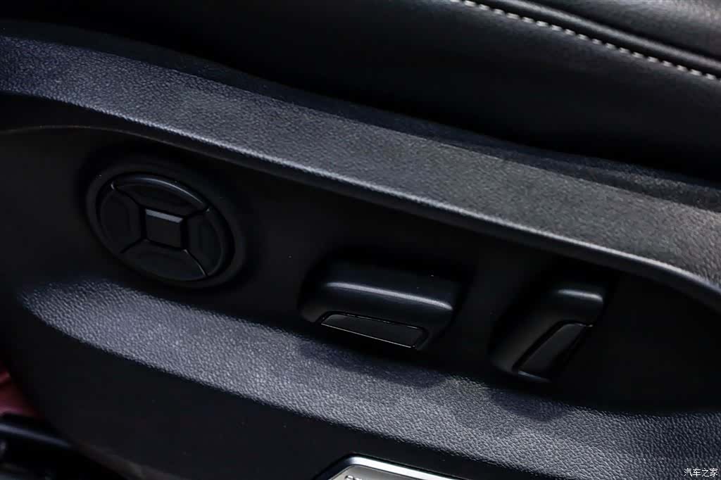 Volkswagen Touareg, 2023 25