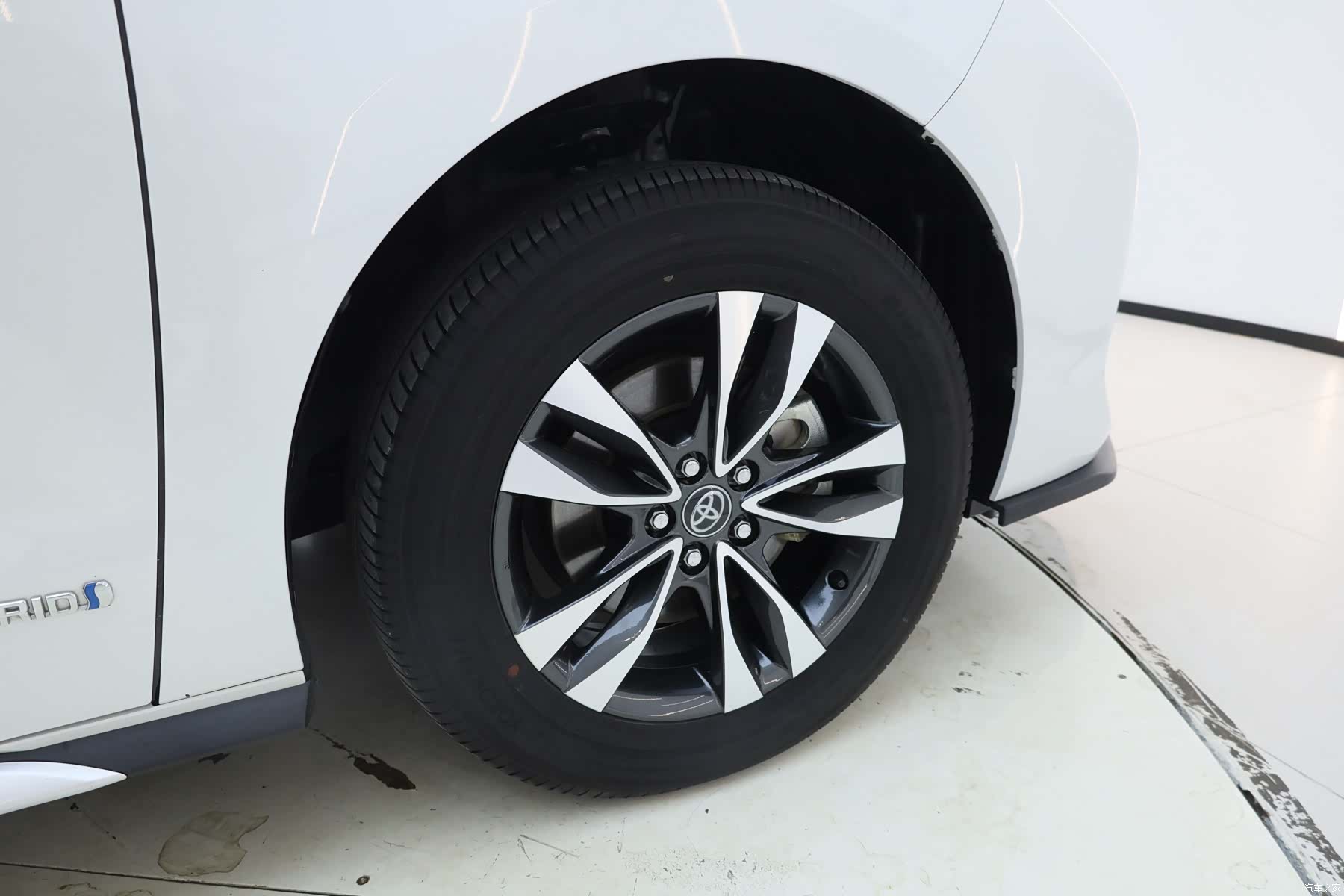 Toyota Granvia, 2024 12