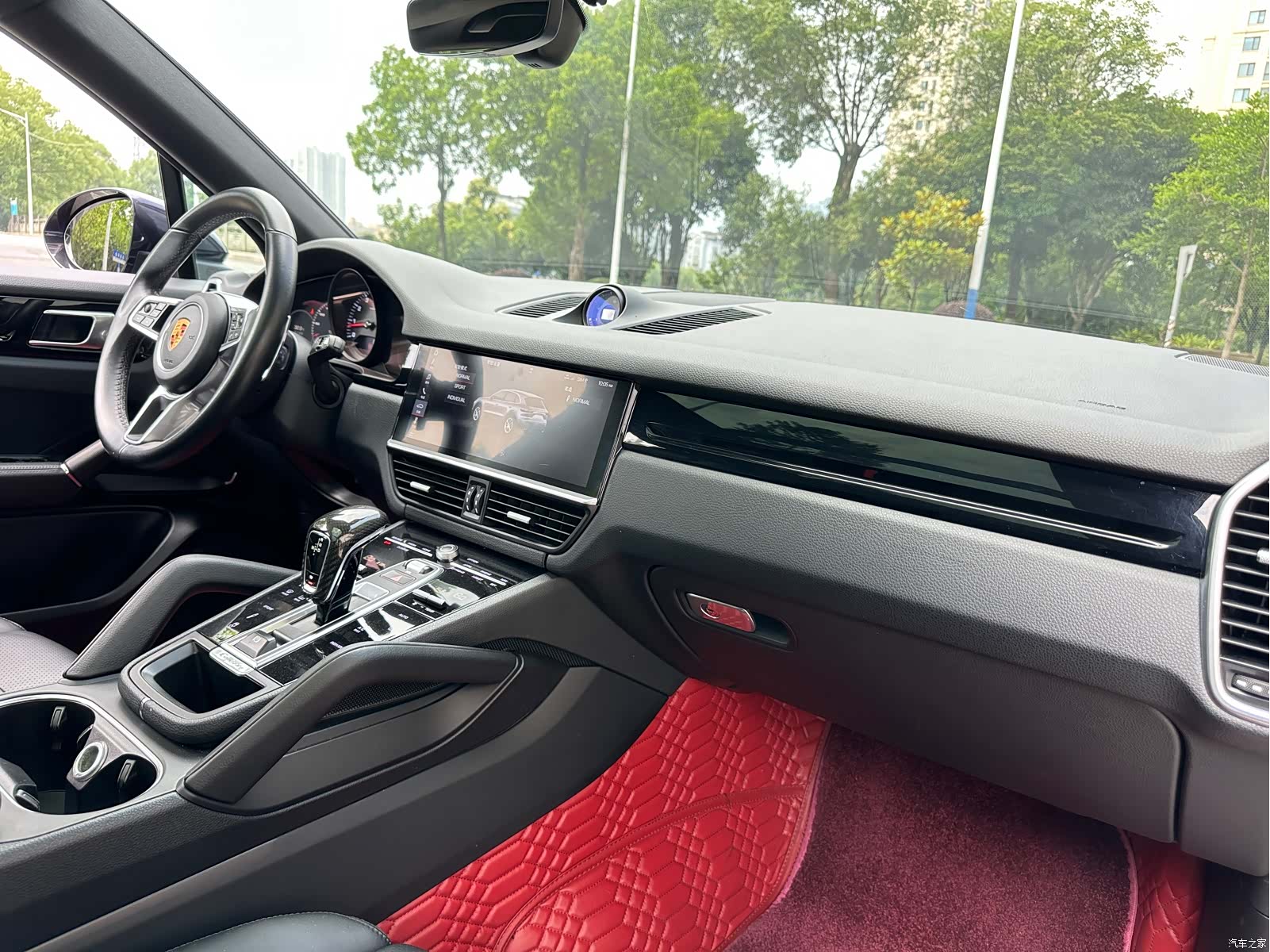 Porsche Cayenne, 2019 9