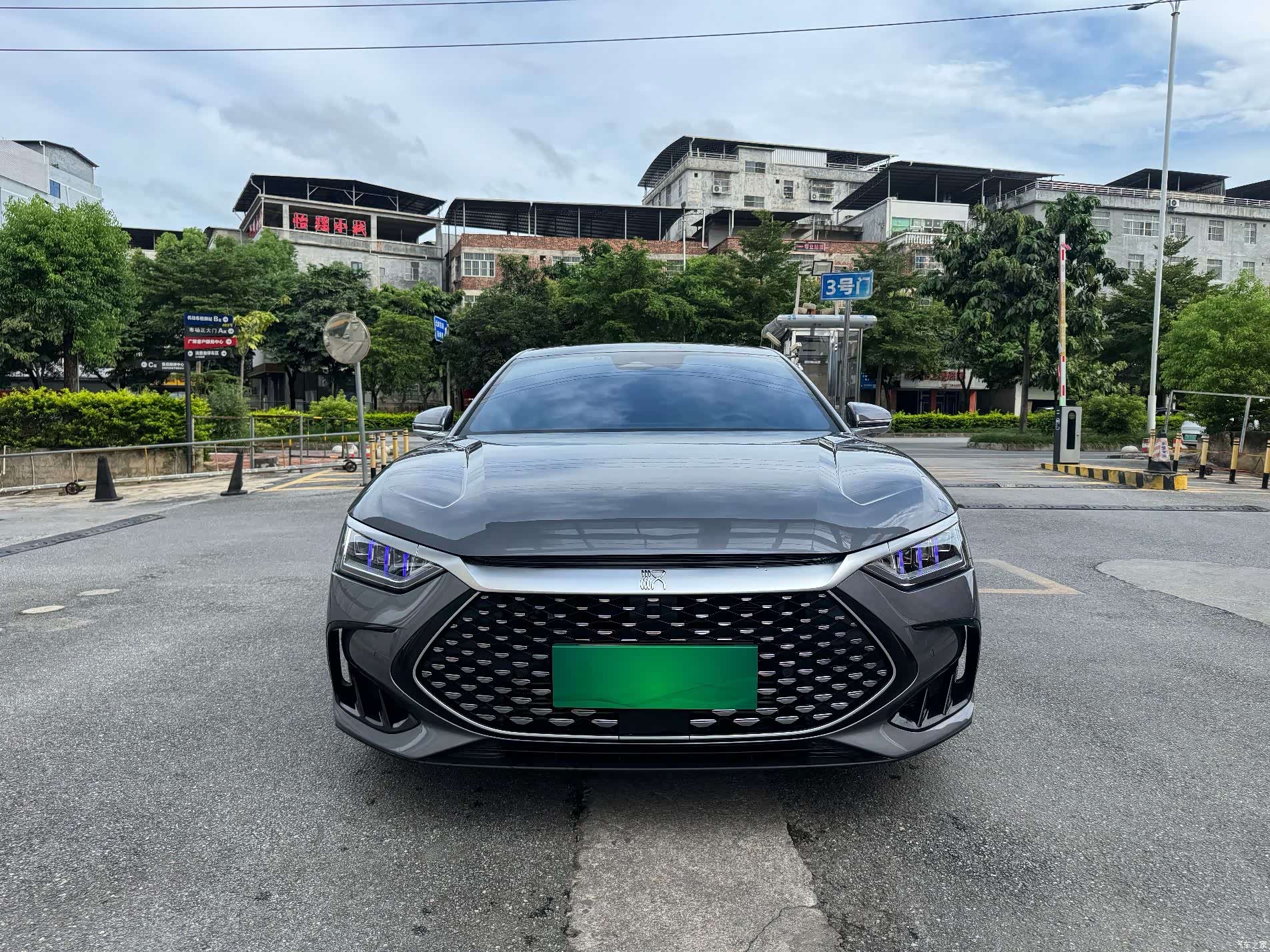 BYD Han, 2022 2