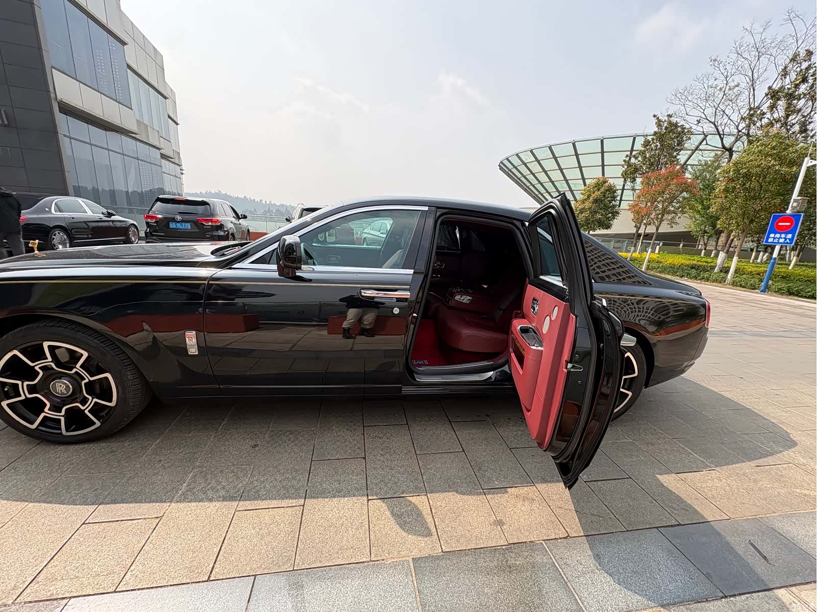 Rolls-Royce Ghost, 2010 10