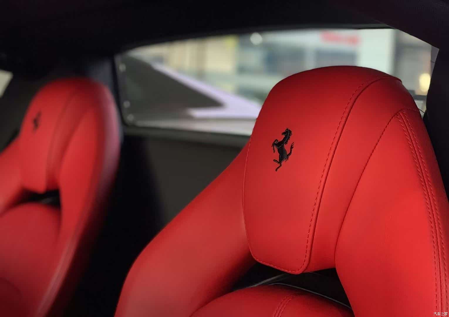 Ferrari F8, 2022 6