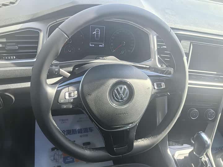 Volkswagen T Roc, 2020 года фото 9