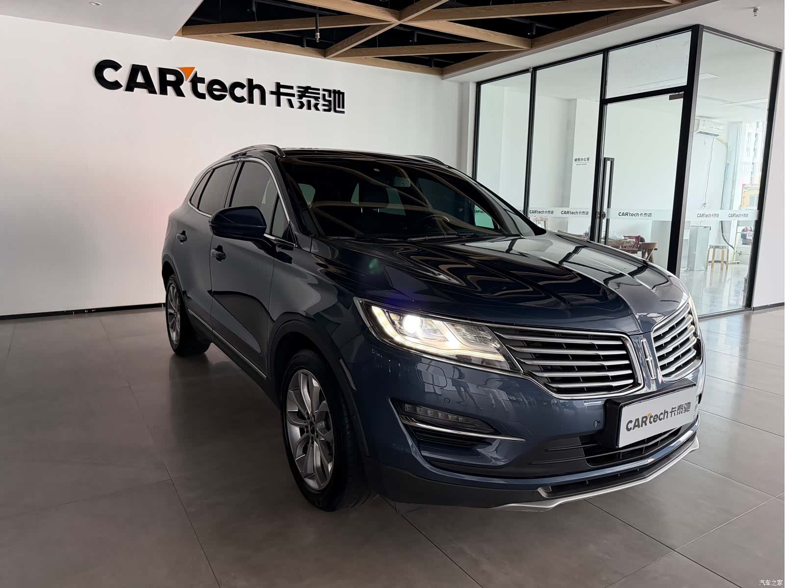 Lincoln MKC, 2019 3