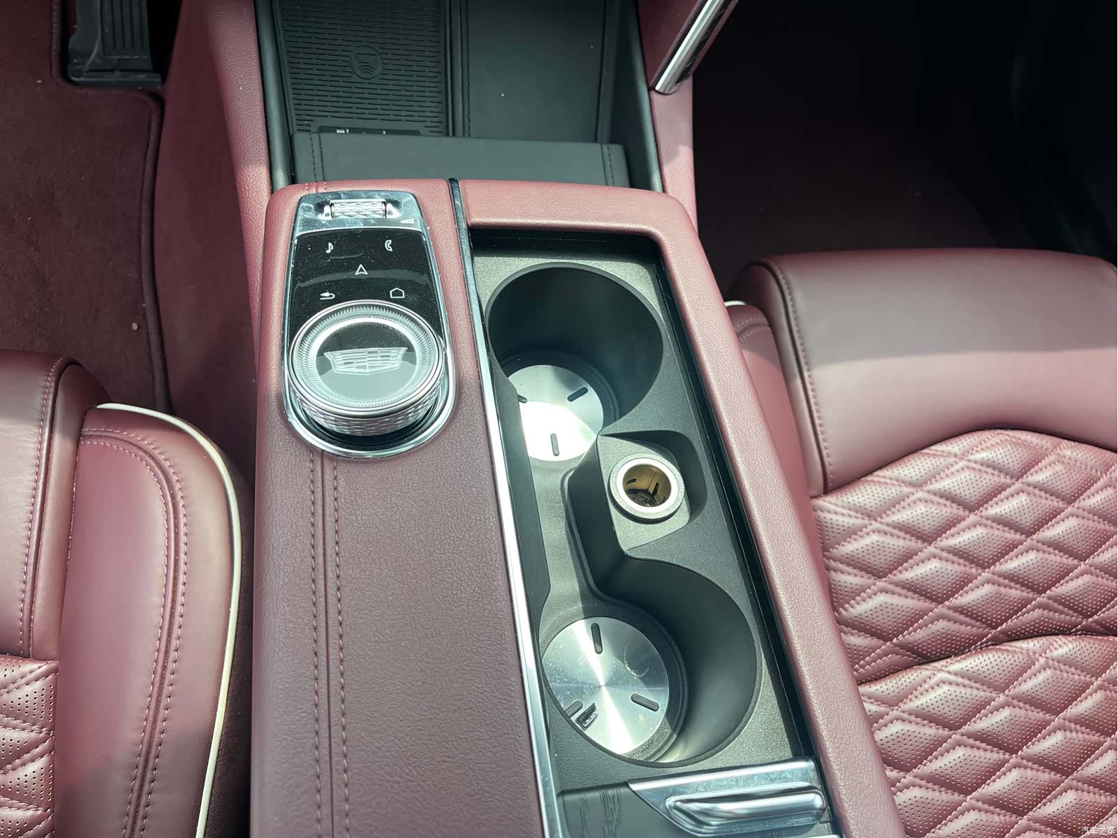 Cadillac CT6, 2025 11