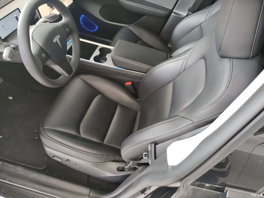 Tesla Model Y, 2024 15