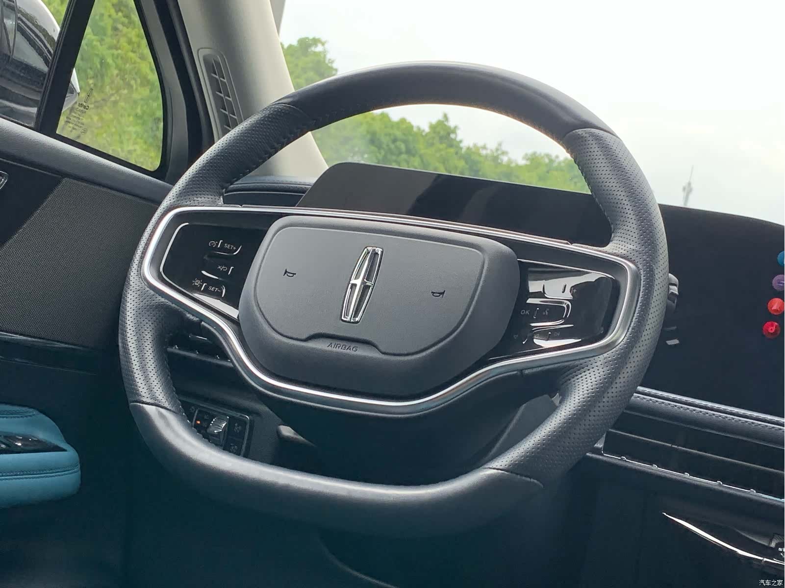 Lincoln Corsair, 2024 20