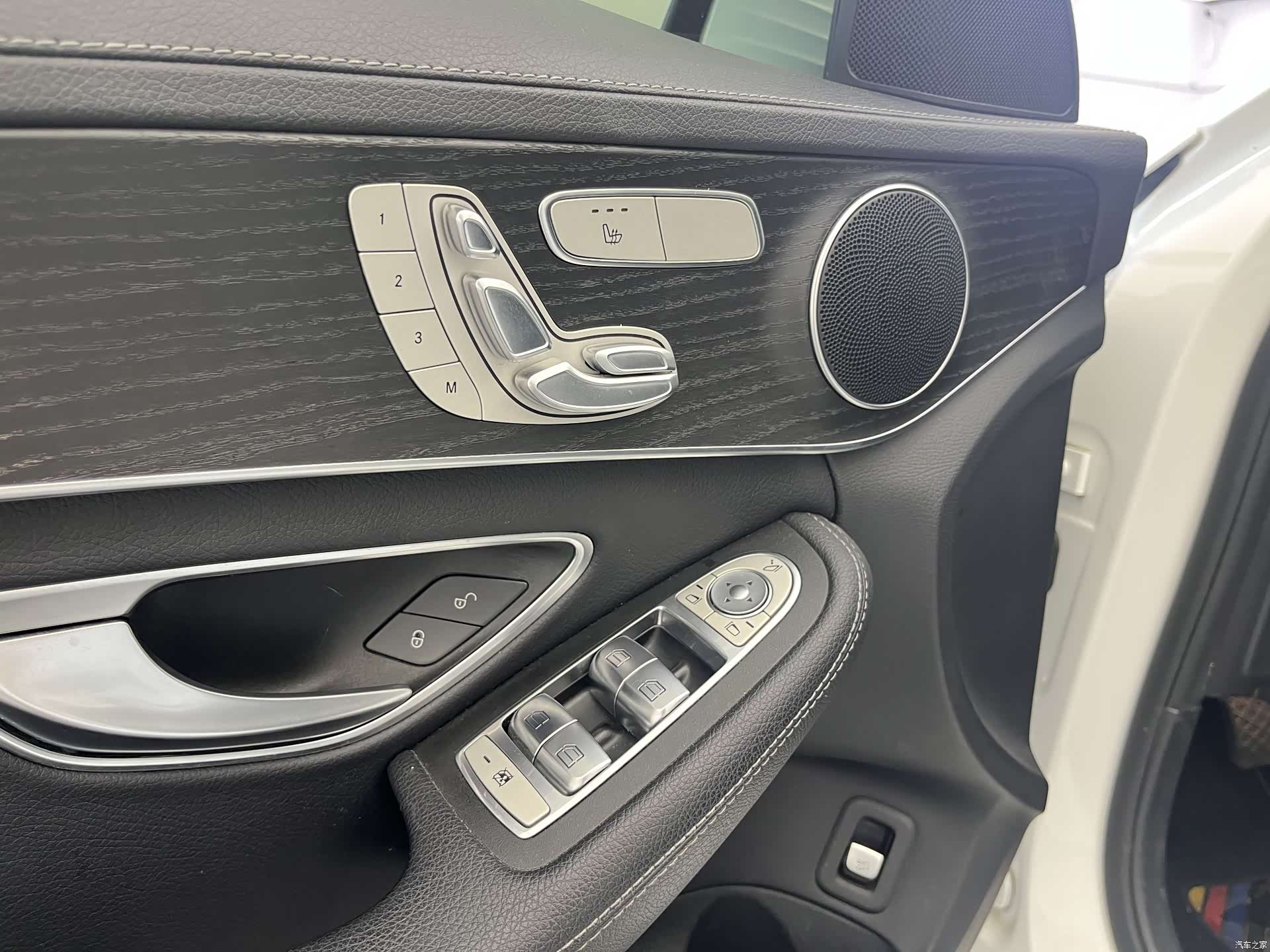 Mercedes-Benz C-Class, 2021 12