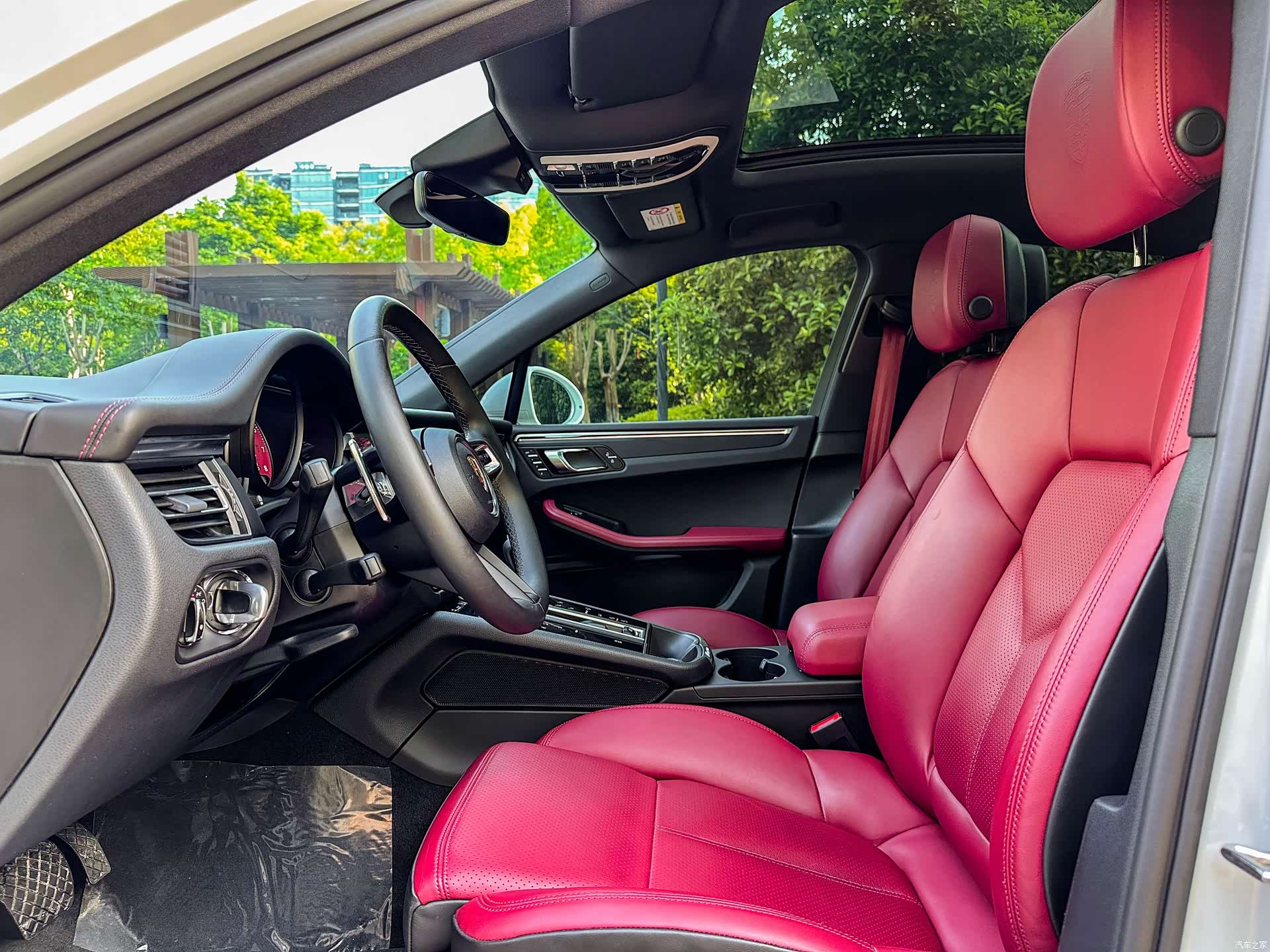 Porsche Macan, 2023 12