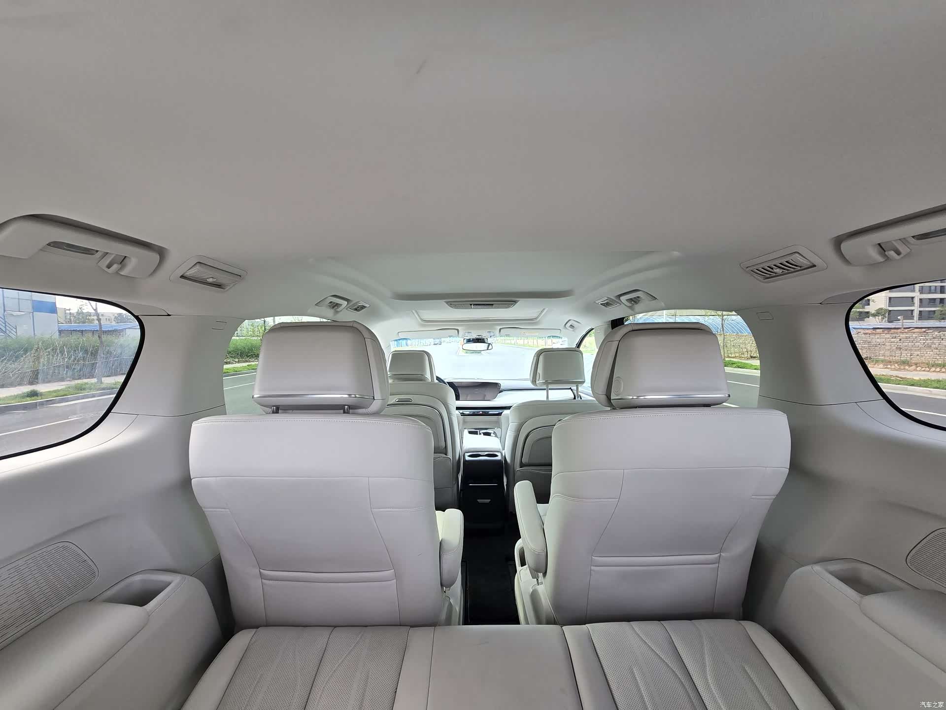Buick GL8, 2024 все фото