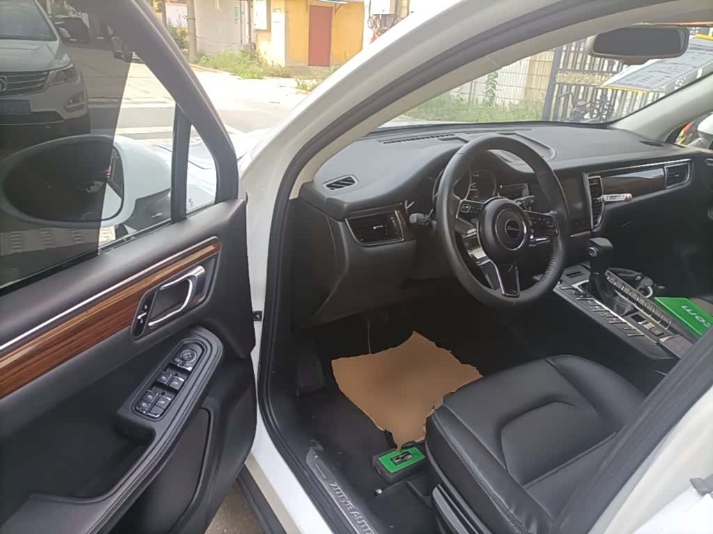 Zotye SR9, 2017 16