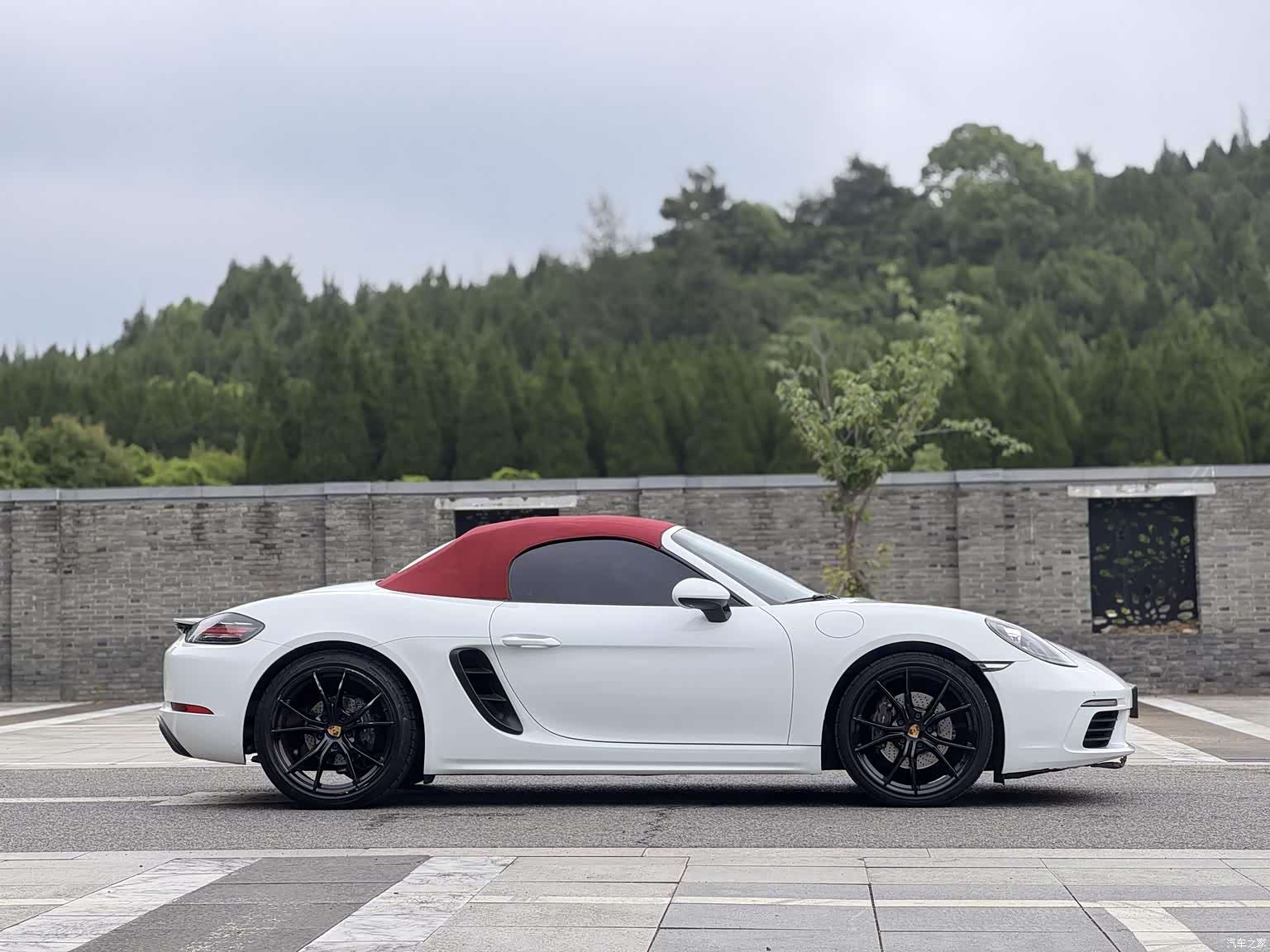 Porsche Boxster, 2020 3