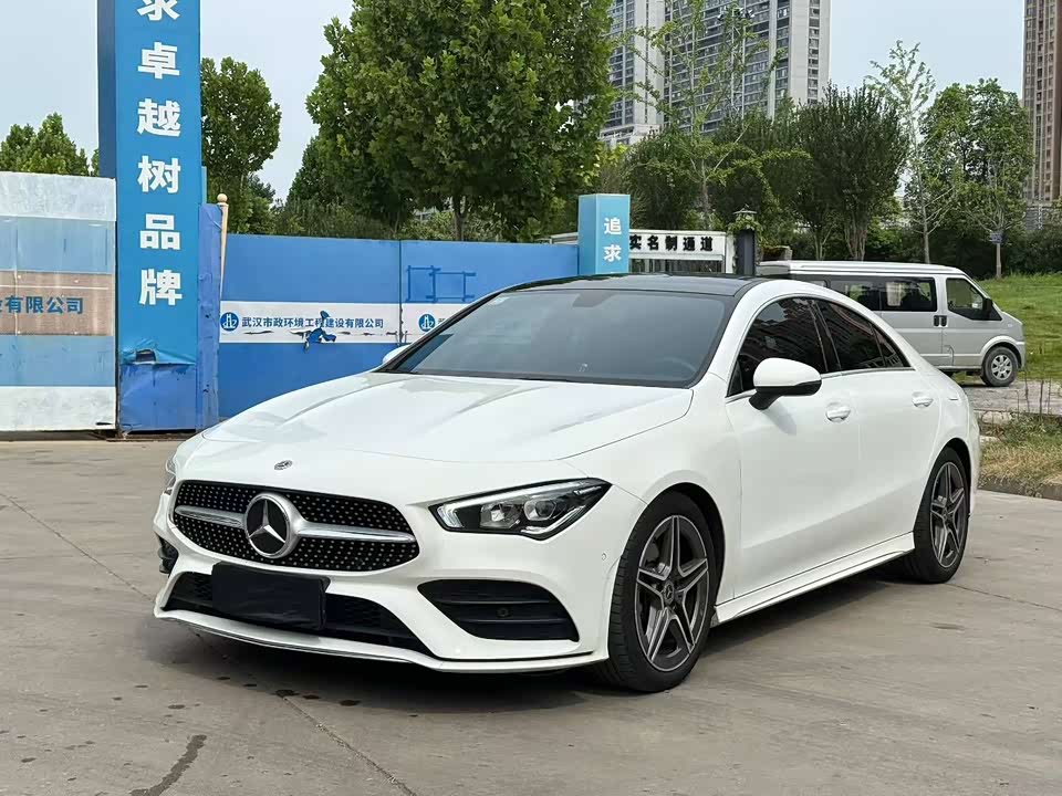 Mercedes-Benz CLA
