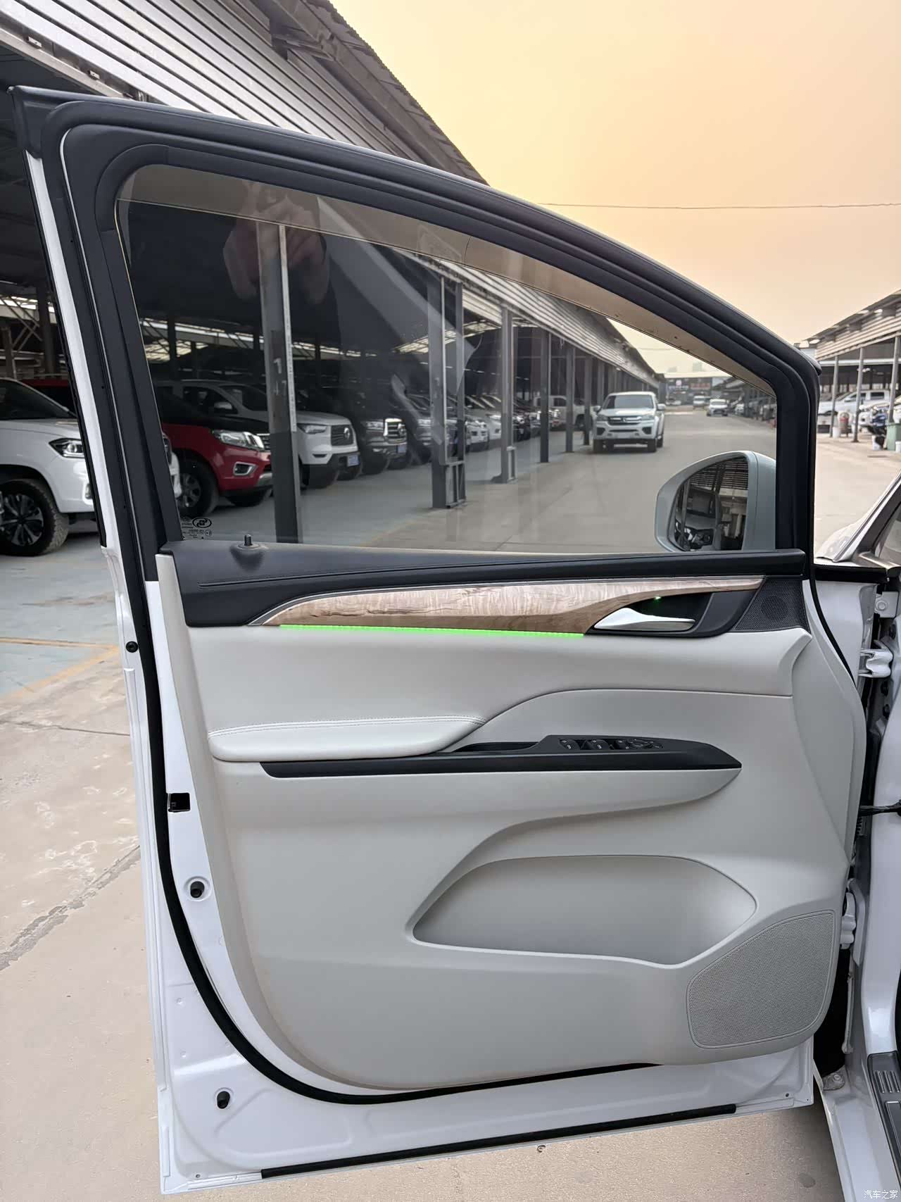 Buick GL8, 2019 10