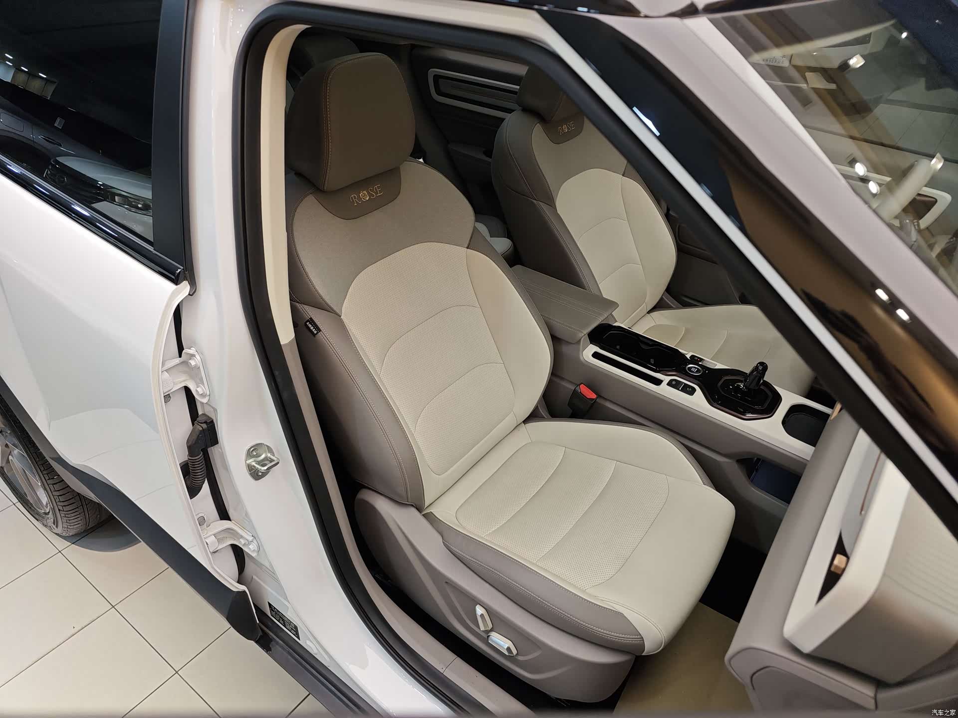 Geely Icon, 2025 33